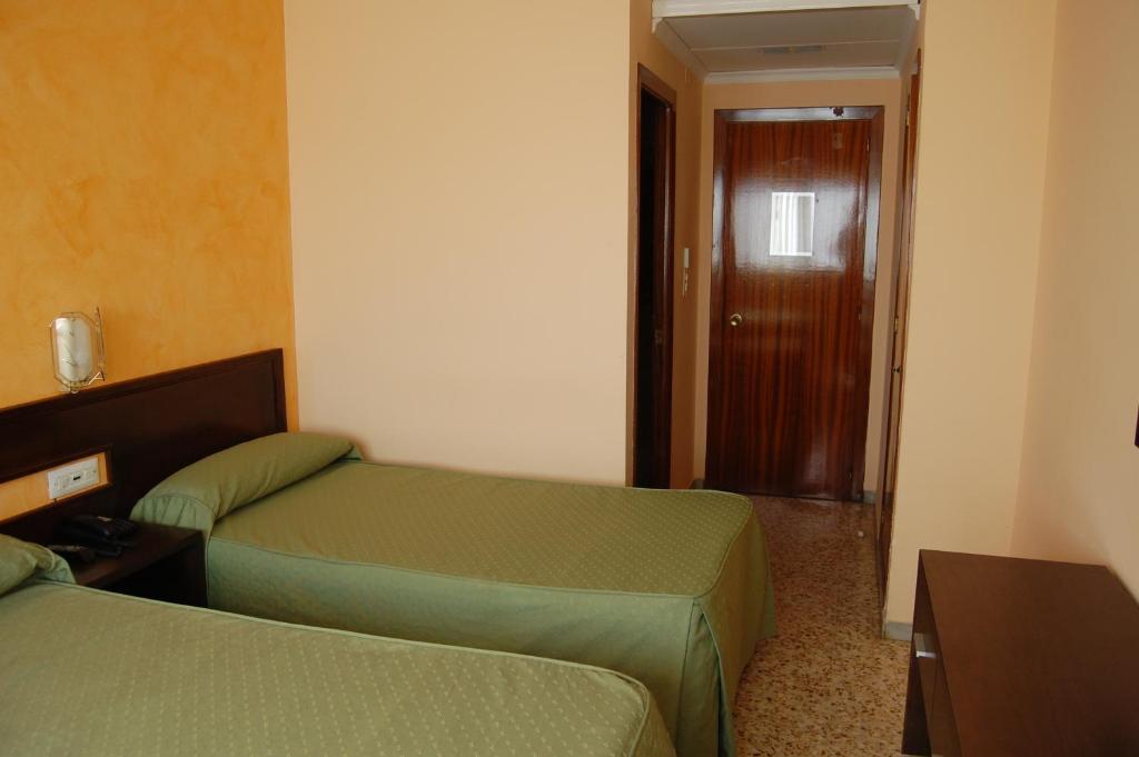 Hotel Balfagon Calanda Rum bild